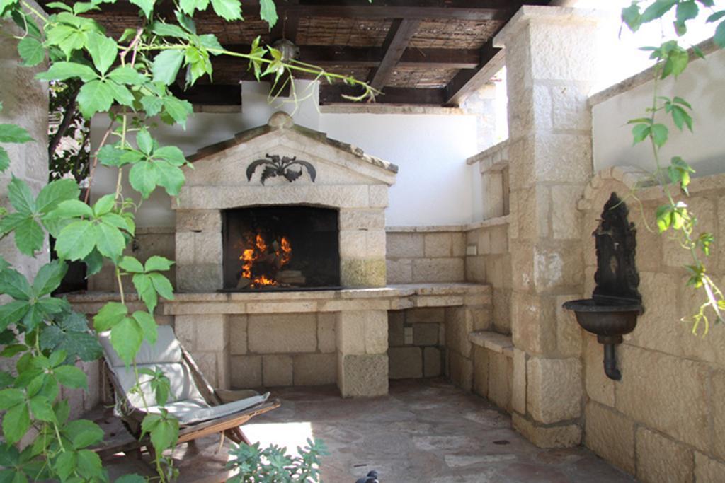 Villa Rustika Sutivan Buitenkant foto