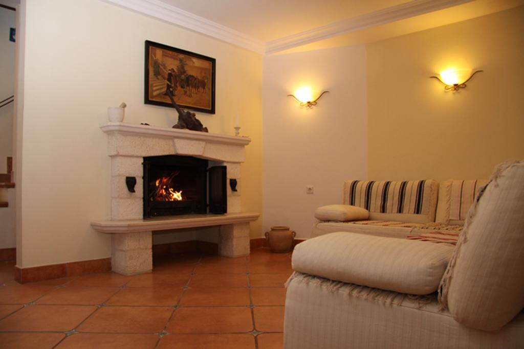 Villa Rustika Sutivan Buitenkant foto